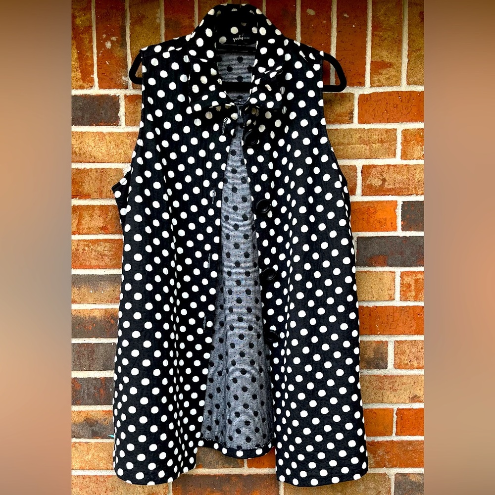Yushi polka dot cardigan with pockets sz  XXL sleeveless Euc